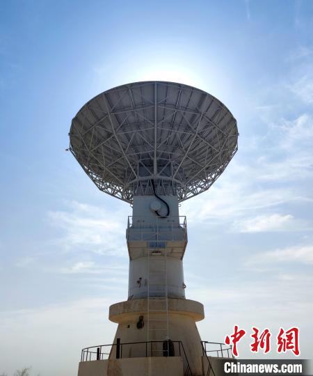 中國電科研制的測控系統(tǒng)?！≈袊娍?供圖