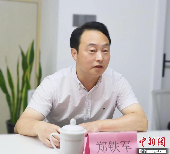 寧德市臺(tái)港澳辦主任鄭鐵軍講話。　吳允杰 攝