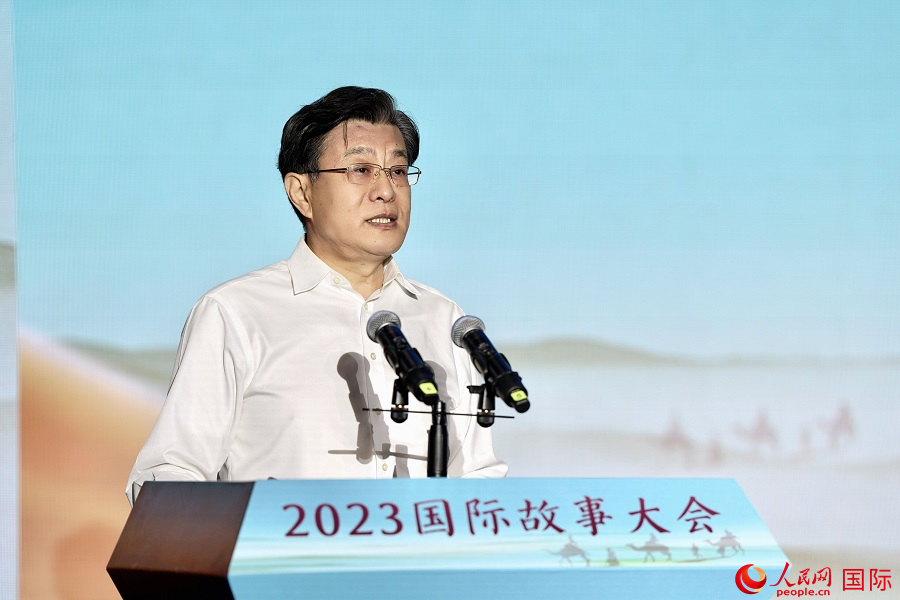 中國人民對外友好協(xié)會副會長李?？罗o。人民網(wǎng) 盧鵬宇攝