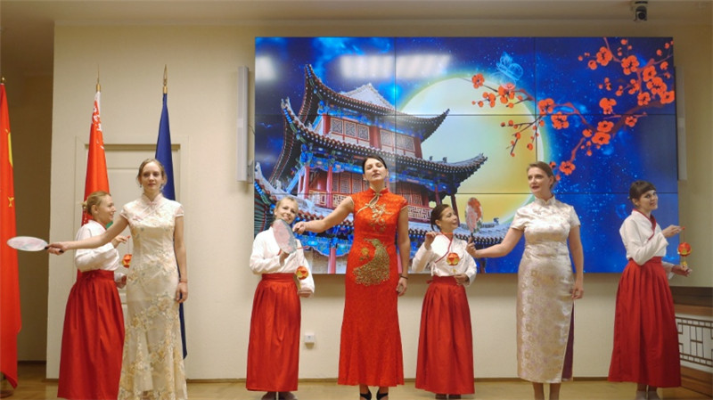 白俄羅斯國立大學(xué)孔子學(xué)院的中秋晚會。受訪者供圖