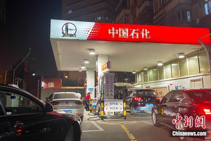 資料圖：加油站。 中新財(cái)經(jīng) 葛成 攝