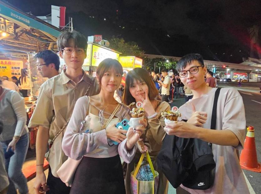 梅花糕受到臺灣年輕人的喜愛。圖片來源：臺灣“中時新聞網(wǎng)”游定剛攝