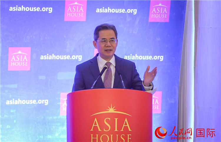 鄭澤光大使強調(diào)，中國經(jīng)濟長期向好的總趨勢不會改變。人民網(wǎng) 郭錦標攝