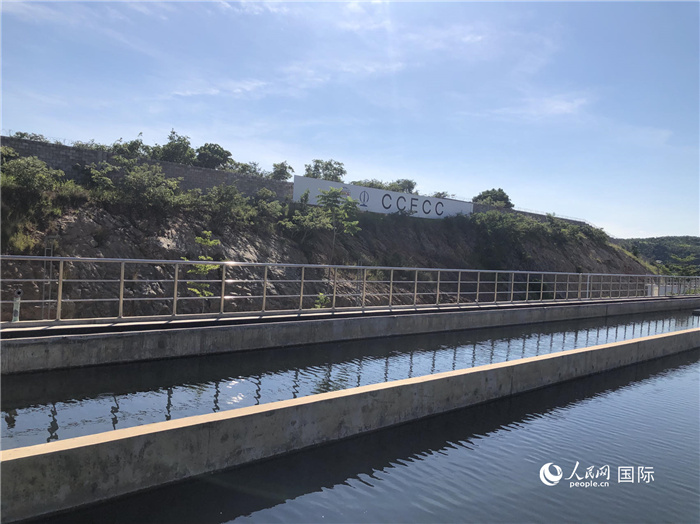 由中國土木工程（贊比亞）有限公司承建的卡夫河供水項目。人民網(wǎng)記者 黃培昭攝