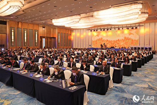 與會嘉賓濟濟一堂。人民網(wǎng)記者 陳博攝