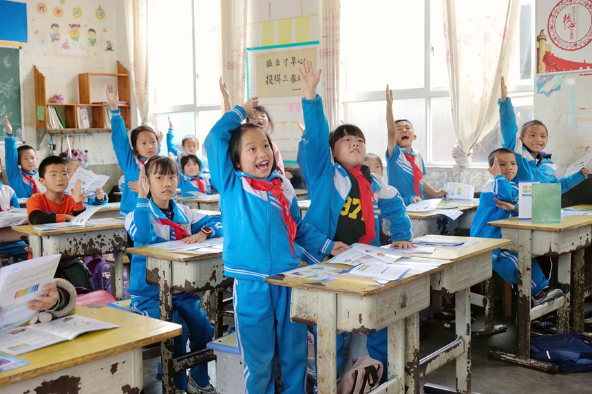 互動(dòng)問(wèn)答環(huán)節(jié)，同學(xué)們正在踴躍答題。