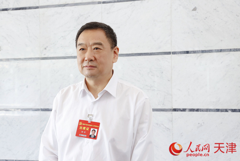 天津市第十二次黨代會(huì)代表、天津市政府副秘書(shū)長(zhǎng)、市衛(wèi)生健康委黨委副書(shū)記、主任顧清 人民網(wǎng) 孫翼飛攝