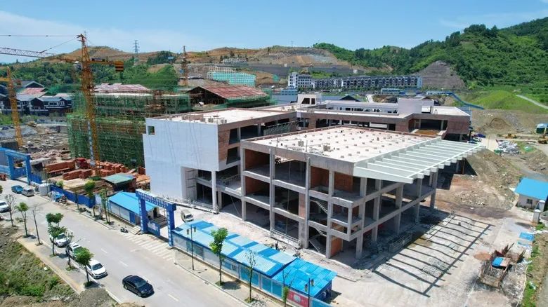 正在建設中的土家織錦文化創(chuàng)意園 全?，摂z