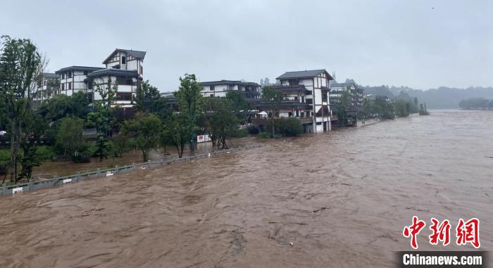 四川暴雨、山洪、地質(zhì)災害氣象風險預警齊發(fā)