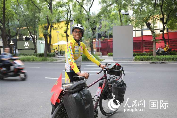 摩洛哥自行車運(yùn)動(dòng)員卡里姆·穆斯塔。人民網(wǎng)記者 翟轉(zhuǎn)麗攝