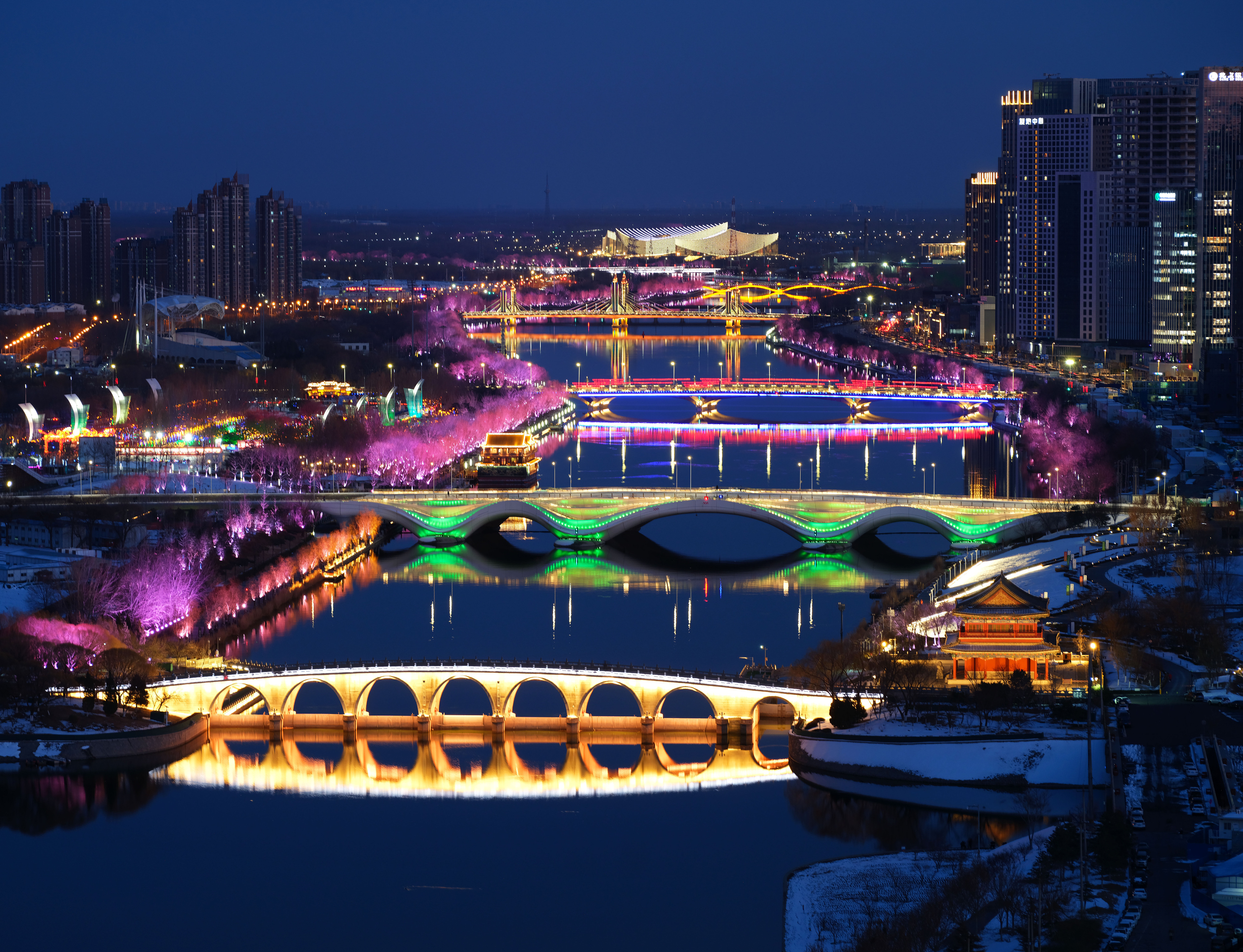 2024年2月22日，京杭大運(yùn)河北京通州段夜景。