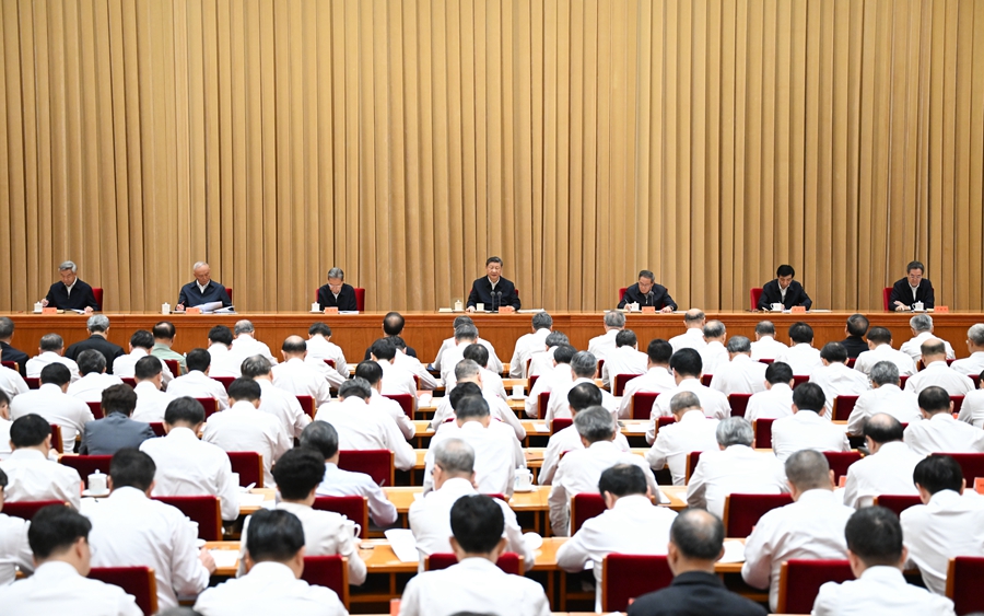 7月14日至15日，中央城市工作會(huì)議在北京舉行。中共中央總書(shū)記、國(guó)家主席、中央軍委主席習(xí)近平出席會(huì)議并發(fā)表重要講話。中共中央政治局常委李強(qiáng)、趙樂(lè)際、王滬寧、蔡奇、丁薛祥、李希出席會(huì)議。