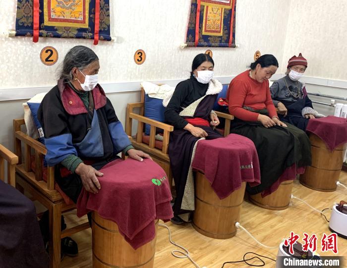 青海藏鄉(xiāng)醫(yī)改見聞：公共衛(wèi)生分片區(qū)，濱?！巴庠眰鲙蛶?/></a></div>
                        <div   id=