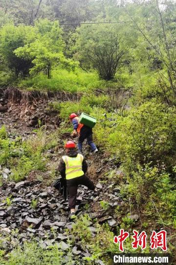 四川馬爾康6.0級地震:中國電信率先搶通馬爾康震區(qū)3個鄉(xiāng)鎮(zhèn)通信網(wǎng)絡(luò)