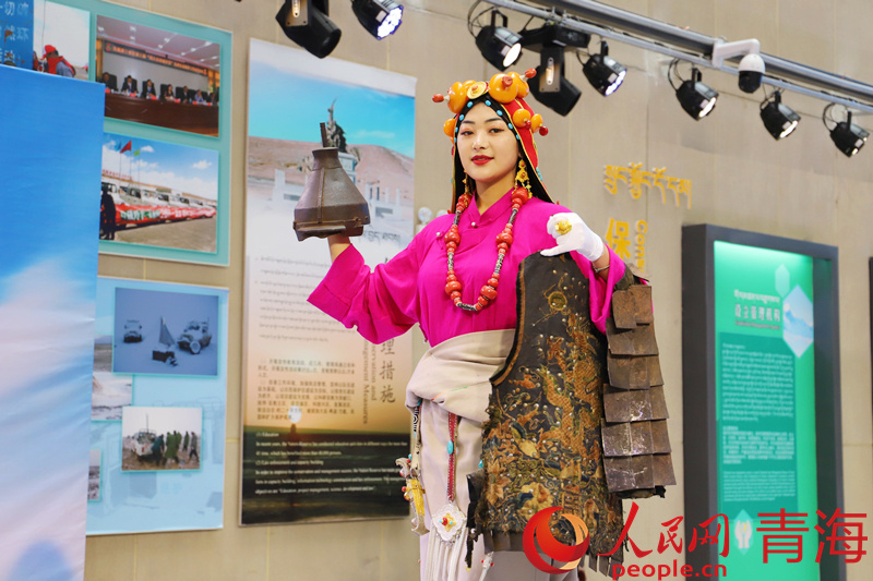 藏品展示。人民網(wǎng) 楊啟紅攝