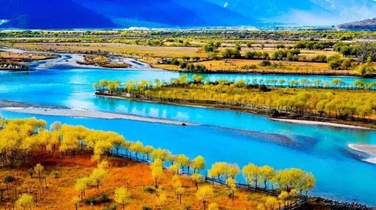懂西藏的人，一定不會(huì)錯(cuò)過(guò)林芝的秋天