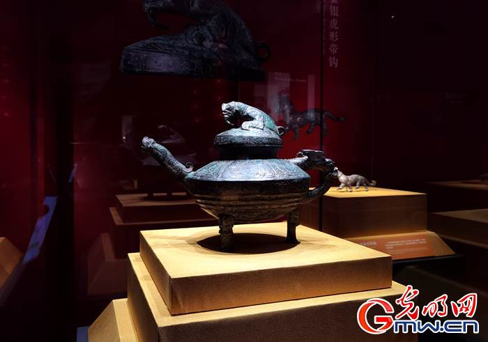 【新春走基層】視頻丨虎年看虎展！來(lái)國(guó)博感受虎文化