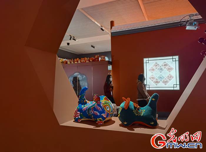 【新春走基層】視頻丨虎年看虎展！來國(guó)博感受虎文化